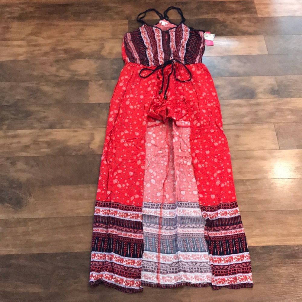 NWT Xhilerarion Shorts/Dress Romper - Small